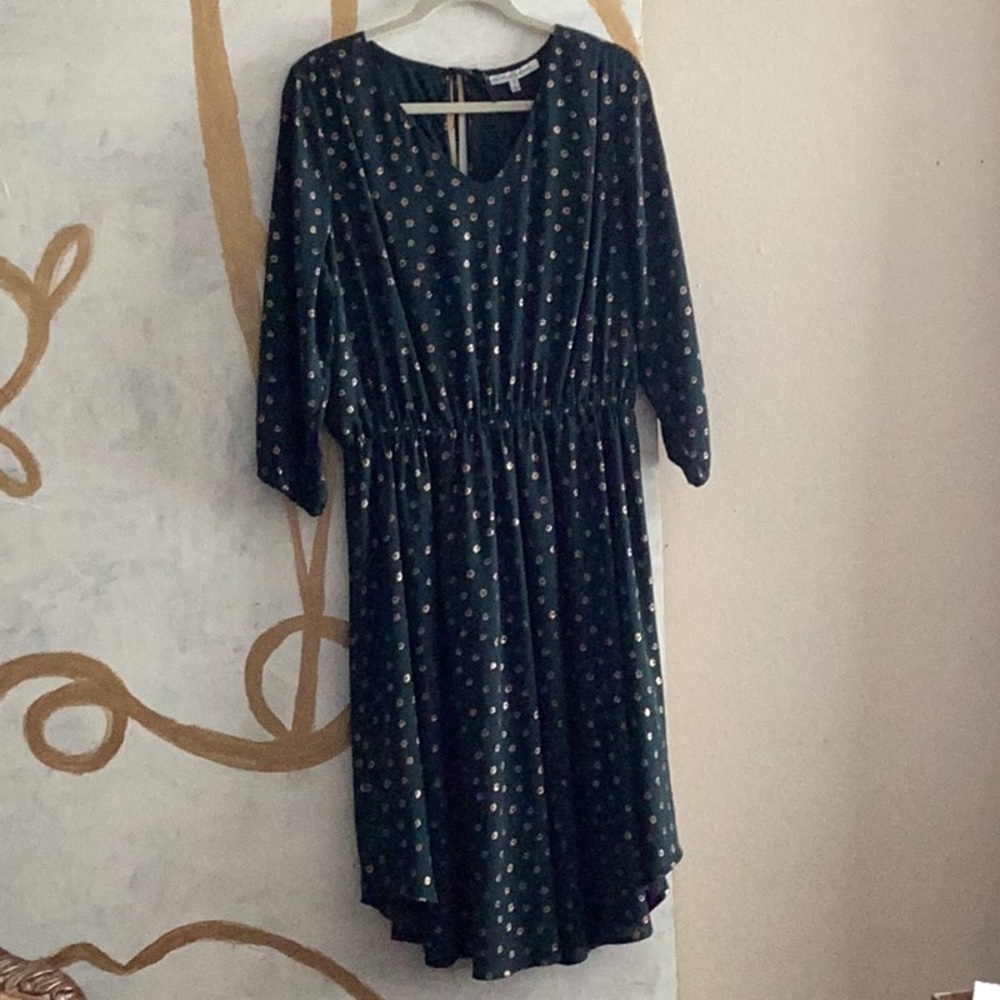 Collective concepts 1x dress forest green with gold small accents